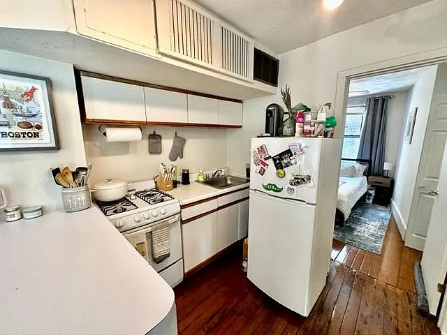 13 Charter St #2R — Photo 7