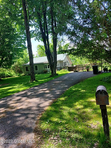 2nd image of 67 N Mountain Road