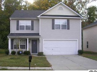 2116 Cranberry Woods Ct, Charlotte, NC 28208