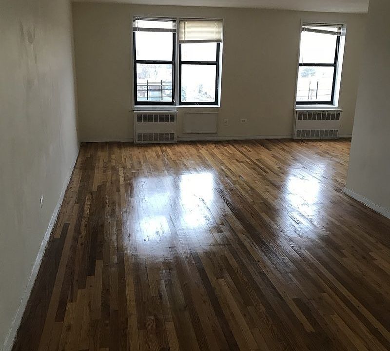 1st image of 3255 Randall Ave APT 2J