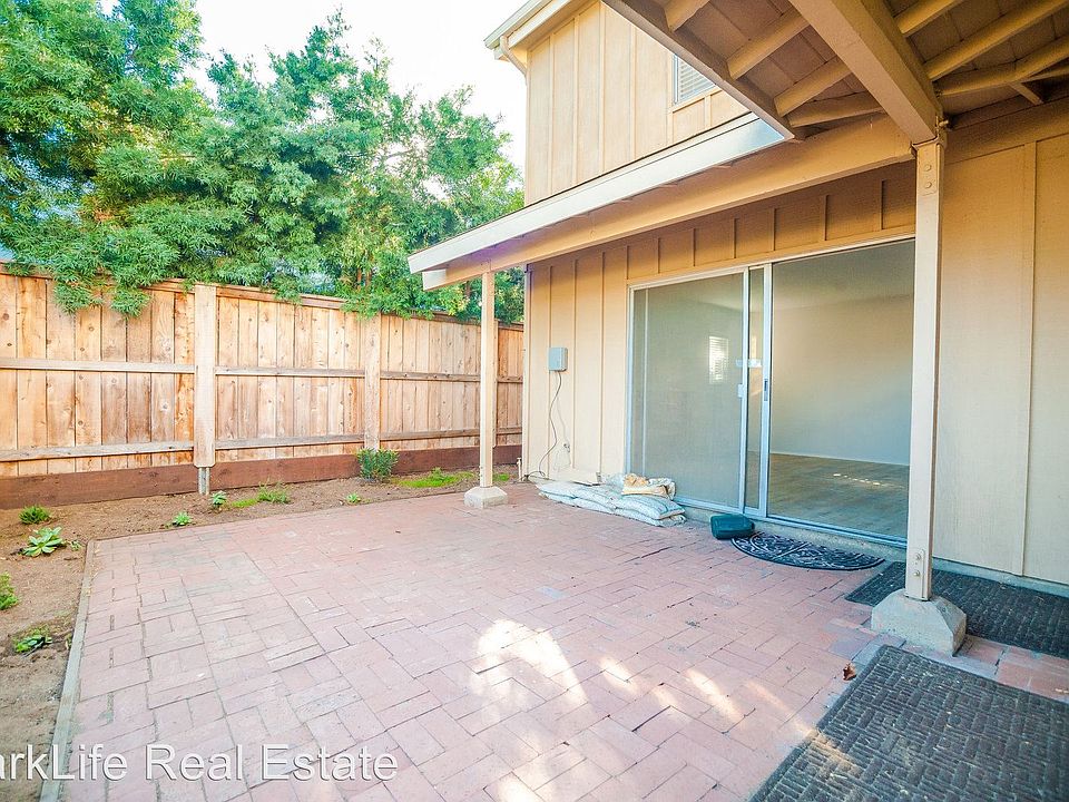 1st image of 805 Adella Ave