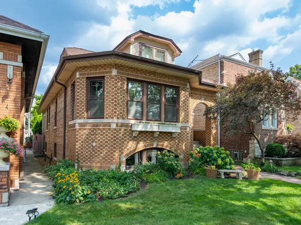 5251 N La Crosse Ave, Chicago, IL 60630