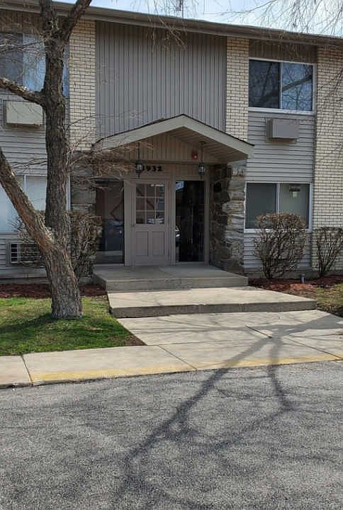 1st image of 8932 Steven Dr APT 2H