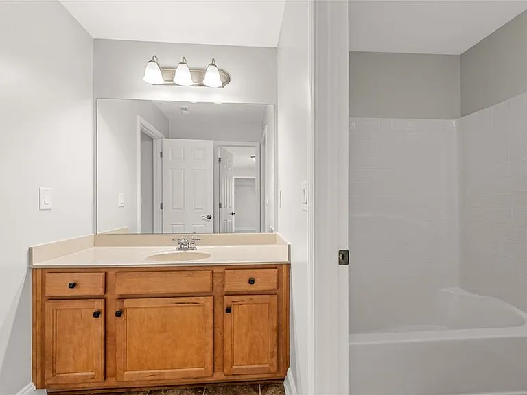3329 Rosecliff Trce — Photo 49