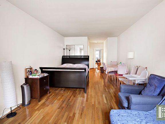 5th image of 212 E 77th St APT 1B