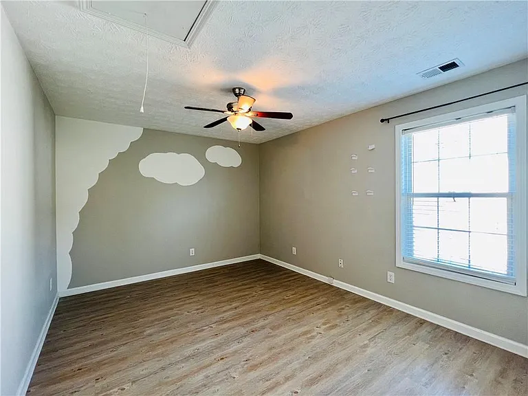 156 Weatherstone Dr — Photo 24