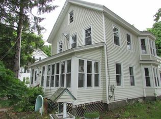 67 Rivulet St, Uxbridge, MA 01569