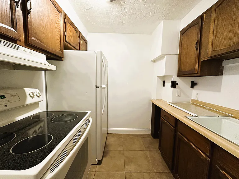 315 Ridge Manor Dr #7 — Photo 6