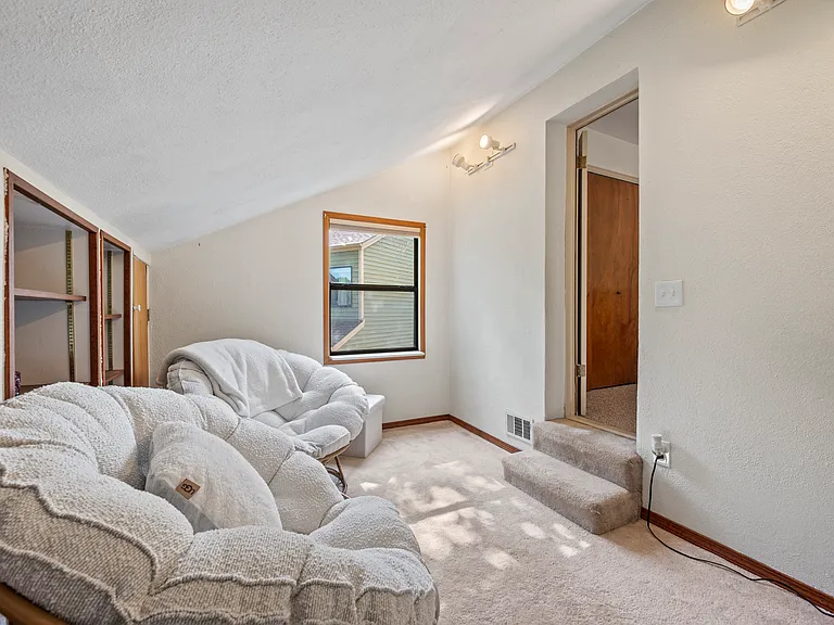 3048 Fulton Cir — Photo 18