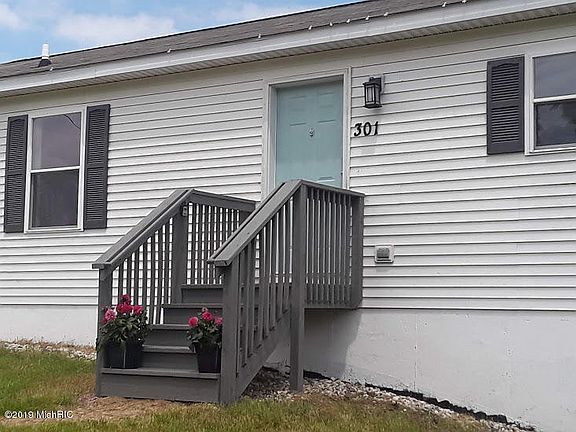 2nd image of 301 125th Ave