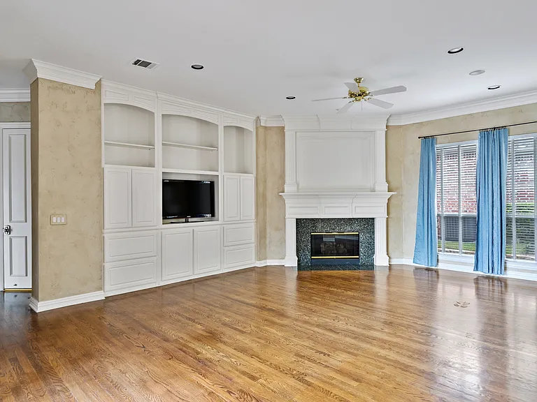 3705 Country Oak Ct — Photo 7