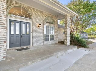 200 N Remuda Ct, Fort Worth, TX 76108