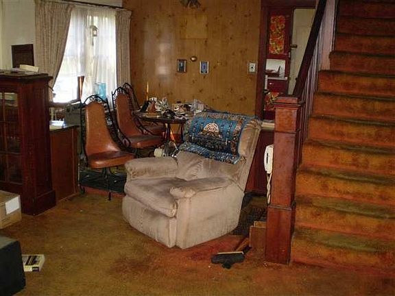 3rd image of 1641 Portage Ave #1643