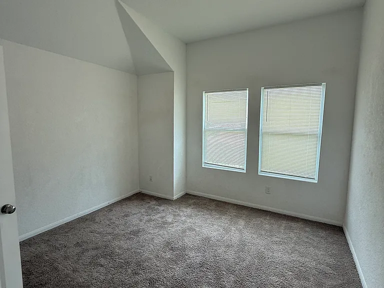 5907 Corsicana Cv — Photo 8