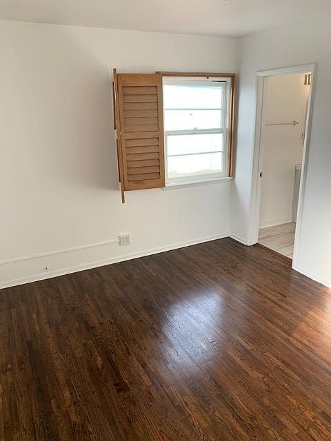 1st image of 633 Venice Blvd