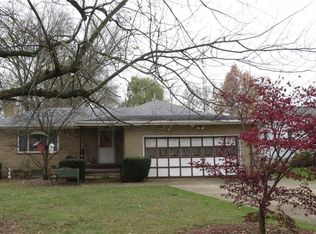 5650 Mowry St, Louisville, OH 44641