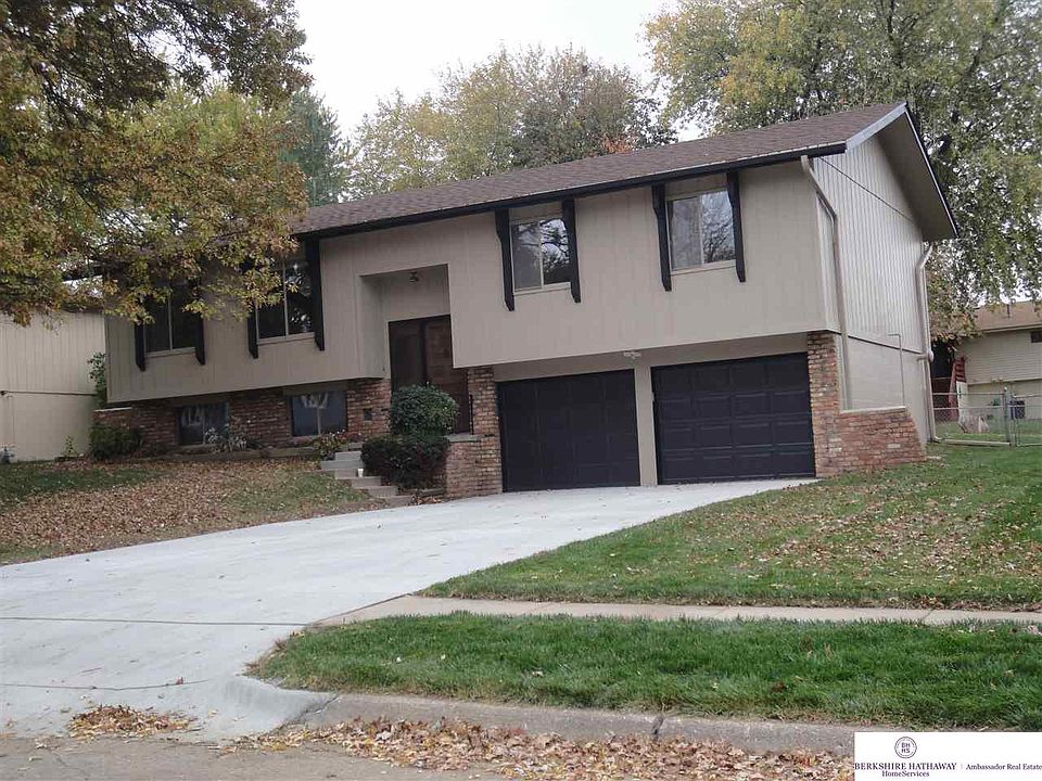 1st image of 5056 S 106th Ave