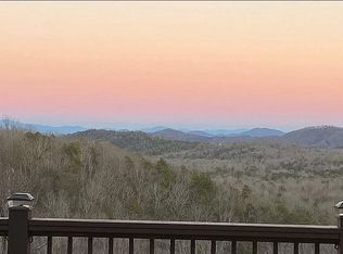 1039 Bear Mountain Pass, Mineral Bluff, GA 30559