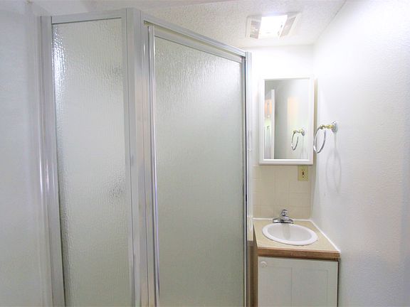 2nd image of 1138 Grandview Ave APT W1