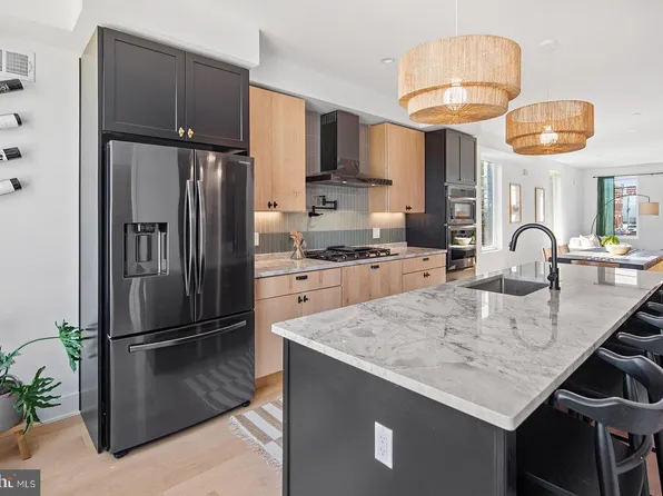 1613 N 2nd St, Philadelphia, PA 19122