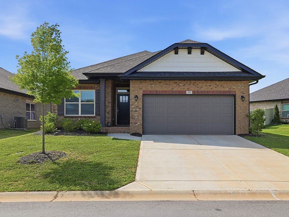 1st image of 50 Woodcross Dr
