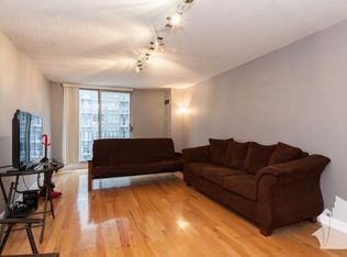 1252 N La Salle Dr #901, Chicago, IL 60610