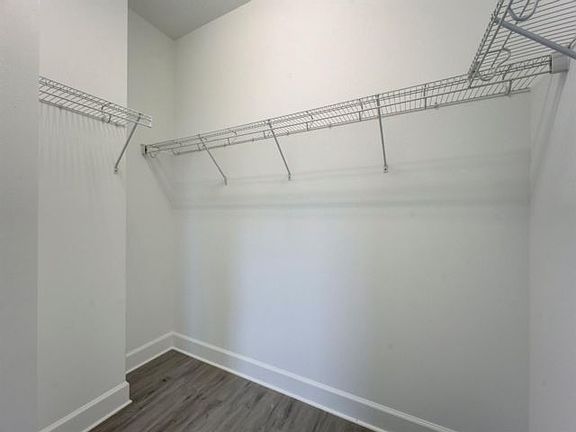 4th image of 9075 Kingsmoor Way