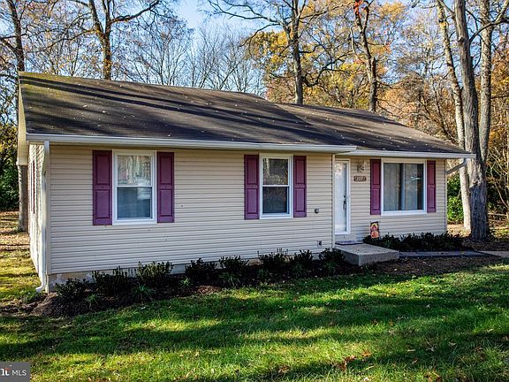 2nd image of 3071 Donegal Ct