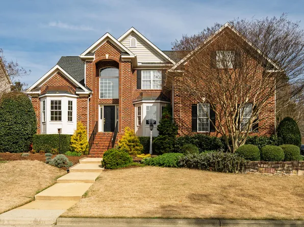 100 Harrison Ct, Chapel Hill, NC 27516