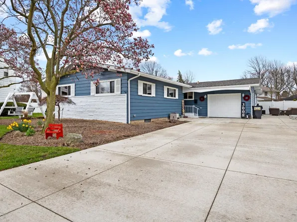 3008 Merriweather Rd, Sandusky, OH 44870