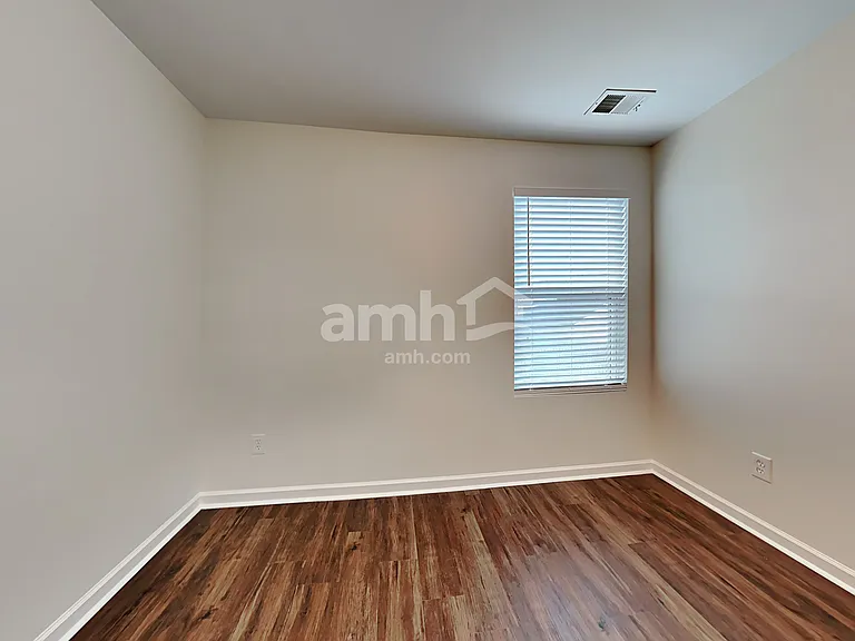 422 Lions Den Dr — Photo 16