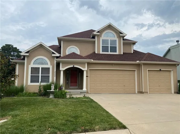 25208 E 30th Ter, Blue Springs, MO 64015