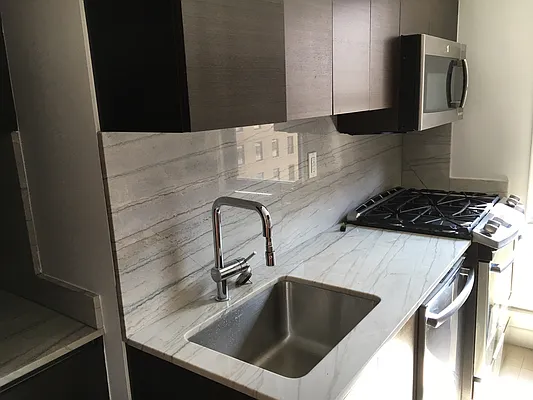Rented by Stonehenge NYC LLC | media 17
