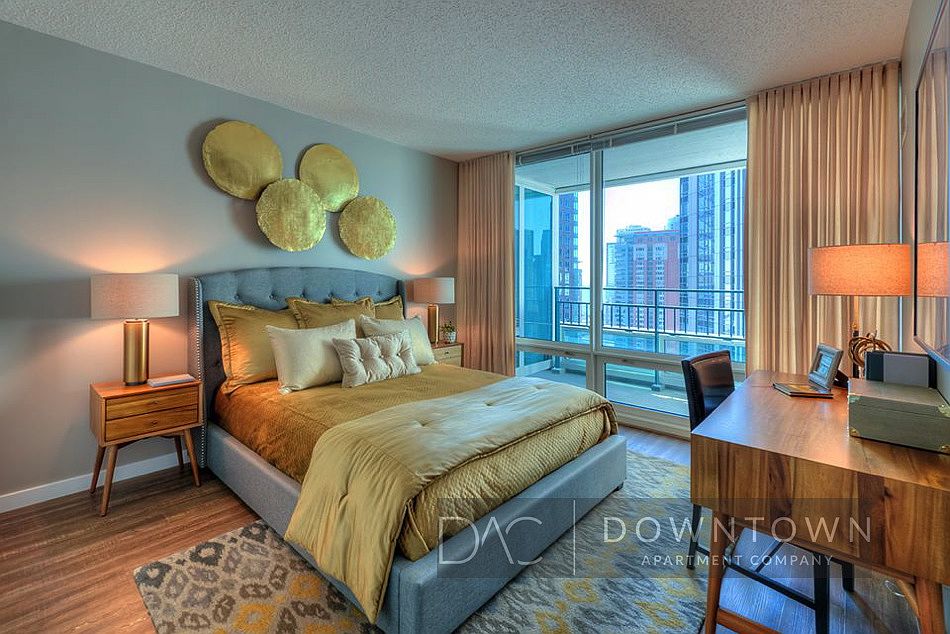 1st image of 321 E Erie St #2613