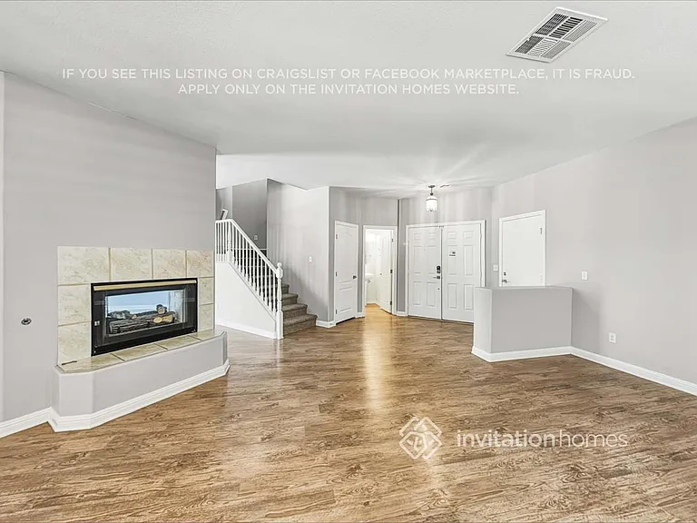 4028 Villeroy Ave — Photo 4