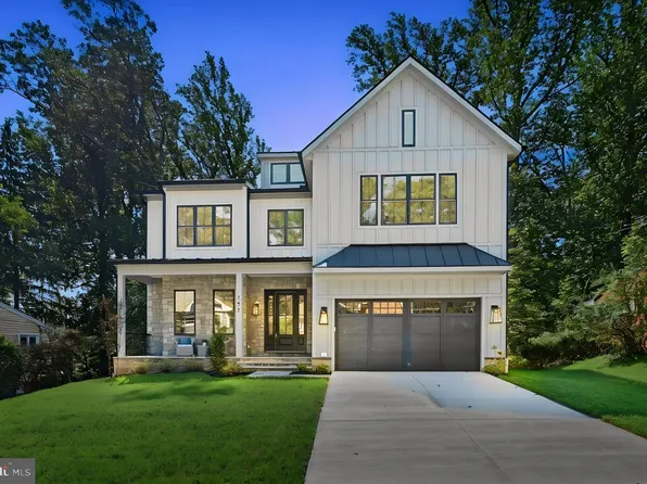 107 Yeonas Dr SE, Vienna, VA 22180