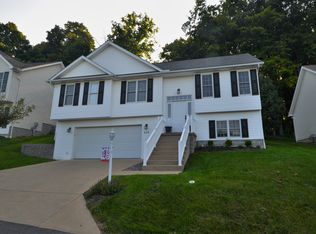 428 December Ln, Morgantown, WV 26508