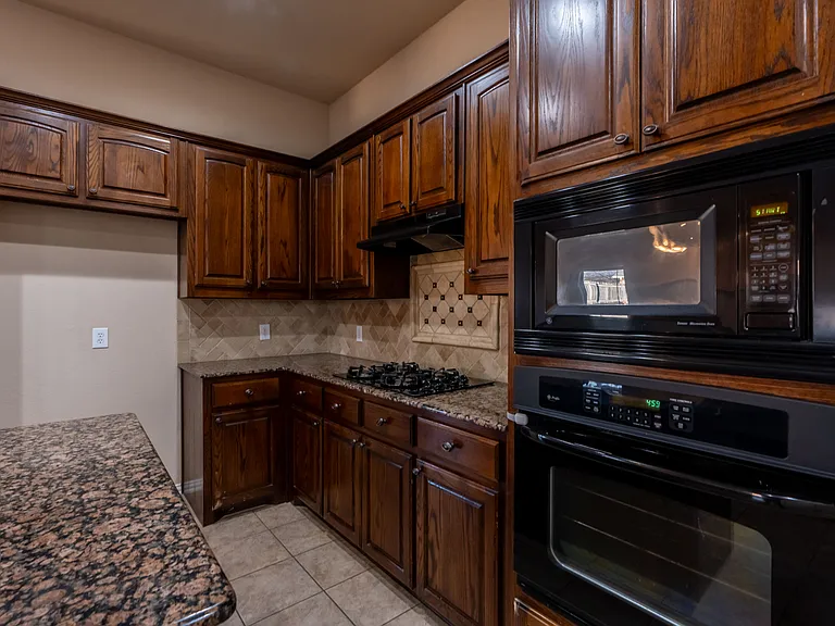 2505 Vista Oaks Dr — Photo 22