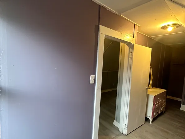 1341 Ashland Ave #2, Niagara Falls, NY 14301