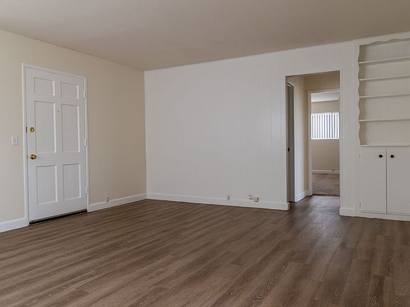 4th image of 4545 Edgeware Rd #1-7