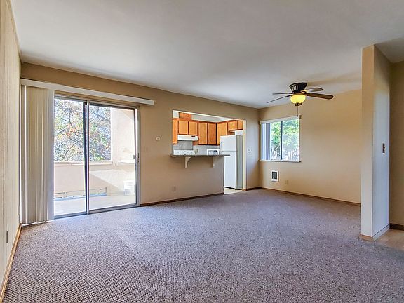 3rd image of 3238 Ashford St Unit L