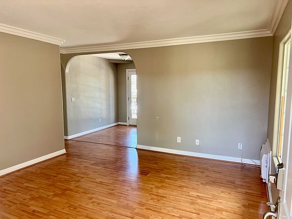 3rd image of 4655 Ohio St Unit 15
