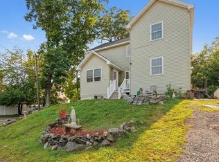47 Pine Hill Rd, Worcester, MA 01604