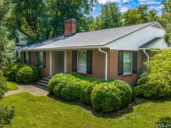 225 Graham St, Warrenton, NC 27589