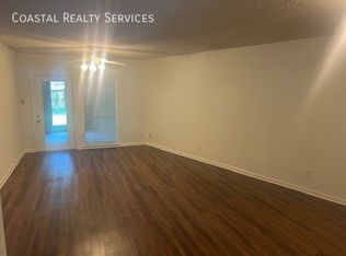 1011 Hondo Ave APT D, Fort Walton Beach, FL 32547