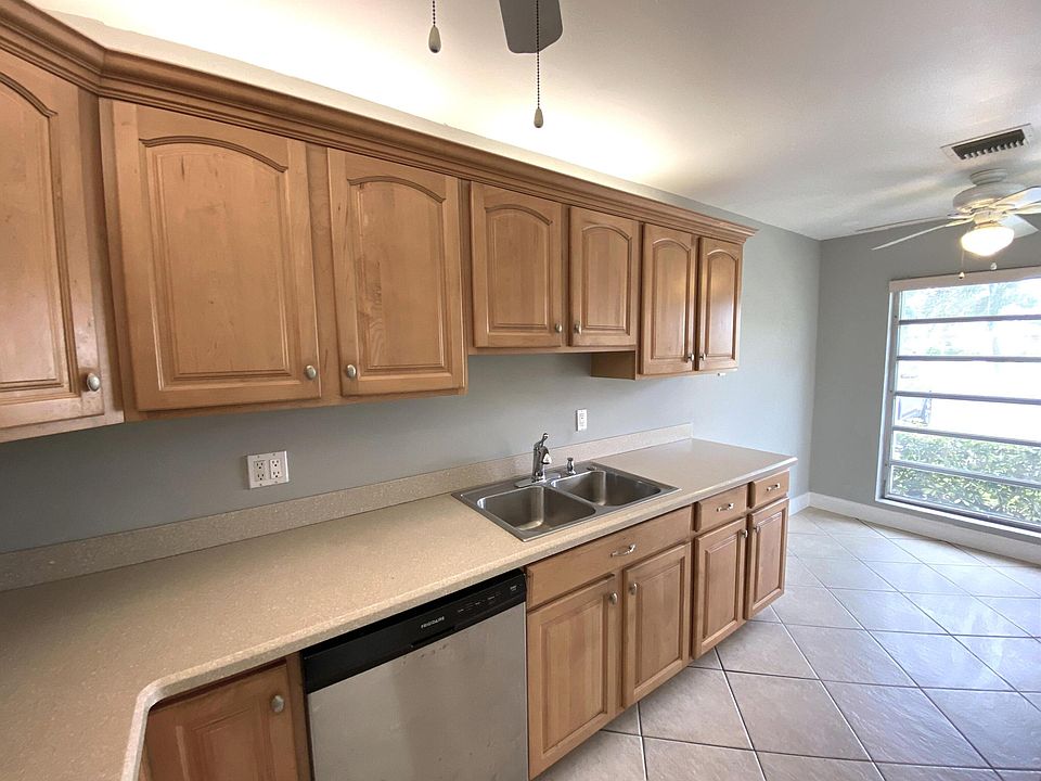 1st image of 1041 Silk Oak Terrace #A