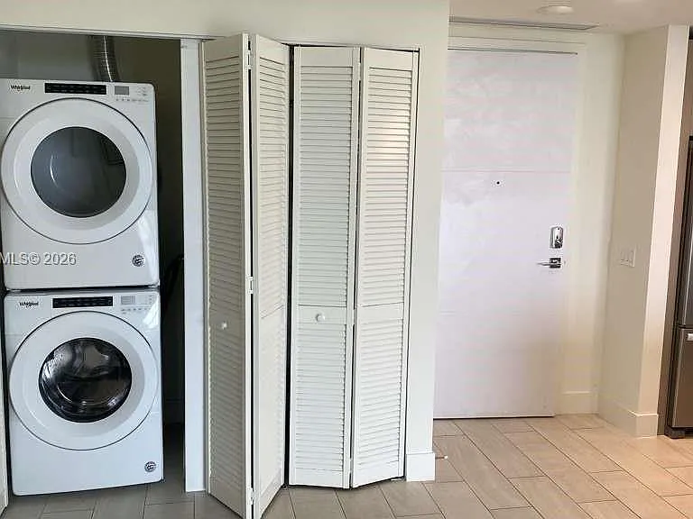 2000 Metropica Way #2111 — Photo 4
