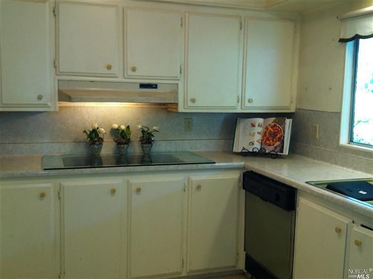 2nd image of 122 Ensenada Dr
