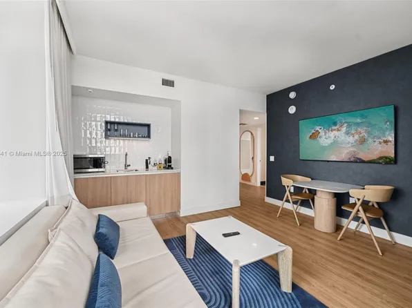 601 NE 1st Ave #1901, Miami, FL 33132