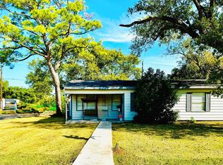 503 S Kansas St, La Porte, TX 77571